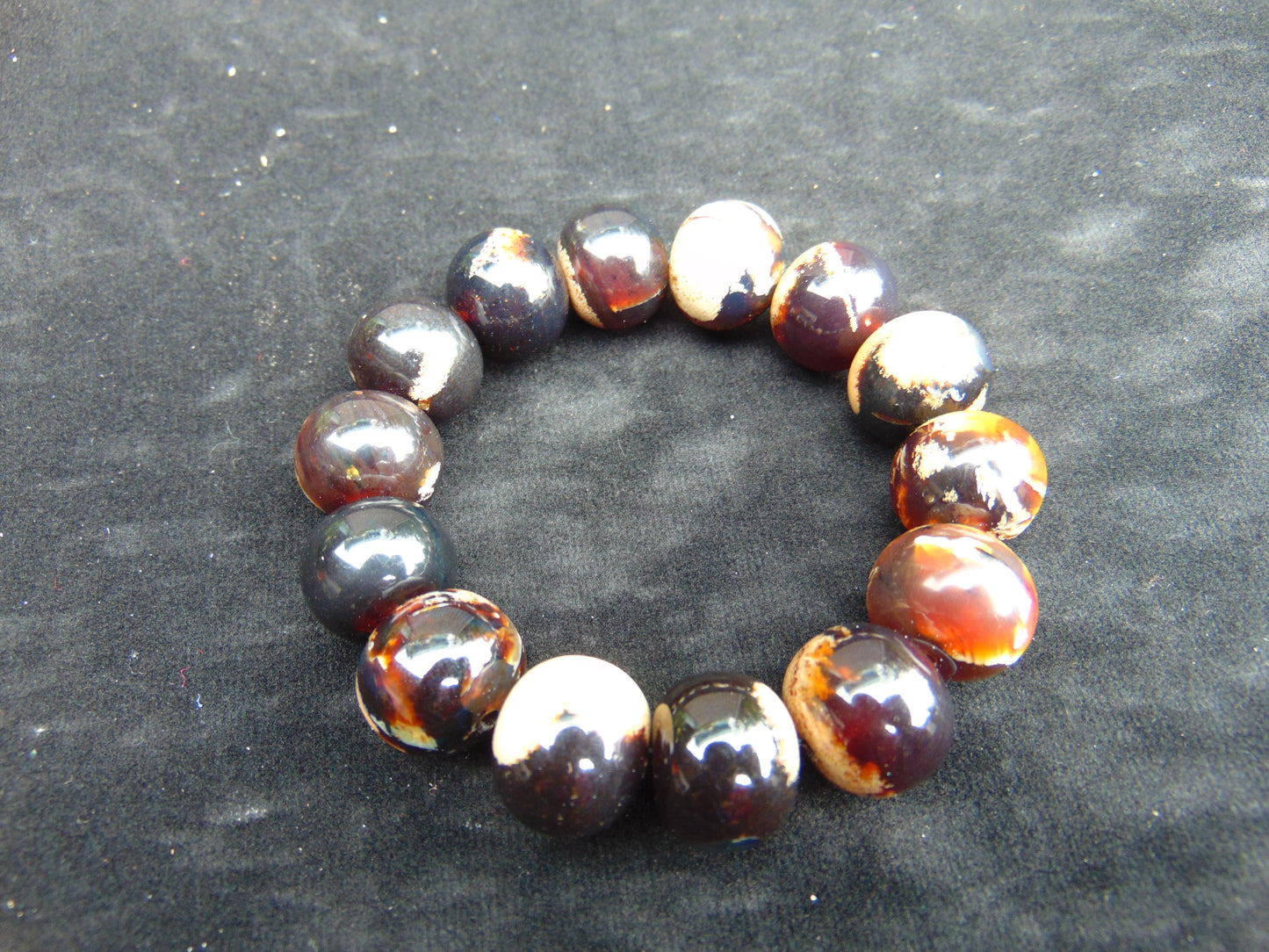 35 gram 14 Beads Mala Bracelet Indonesian Dark White Amber 16 mm for Healing A14G250