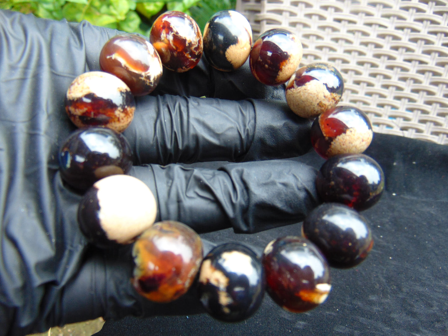35 gram 14 Beads Mala Bracelet Indonesian Dark White Amber 16 mm for Healing A14G250