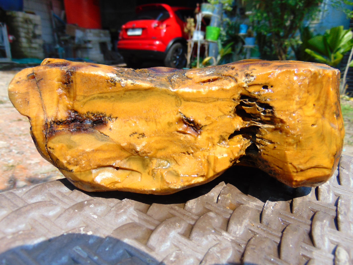 471 gram Polished Indonesia Yellow Aromatic Amber for Healing AY26M124