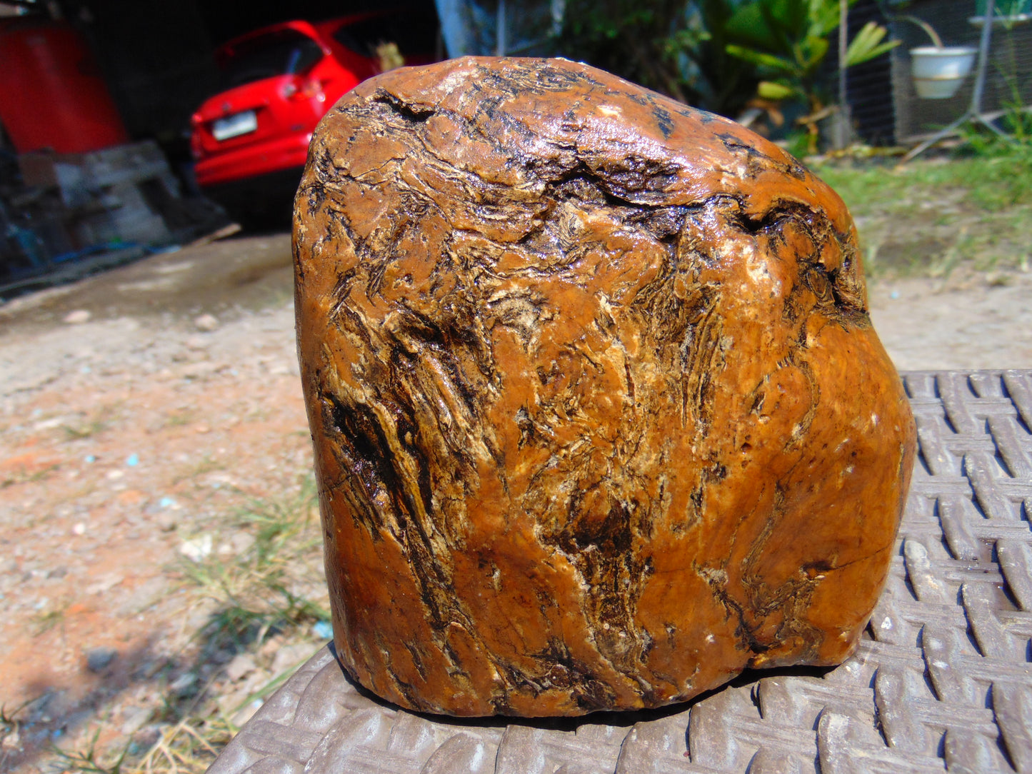 873 gram Polished Indonesia Yellow Aromatic Amber for Healing AYM118