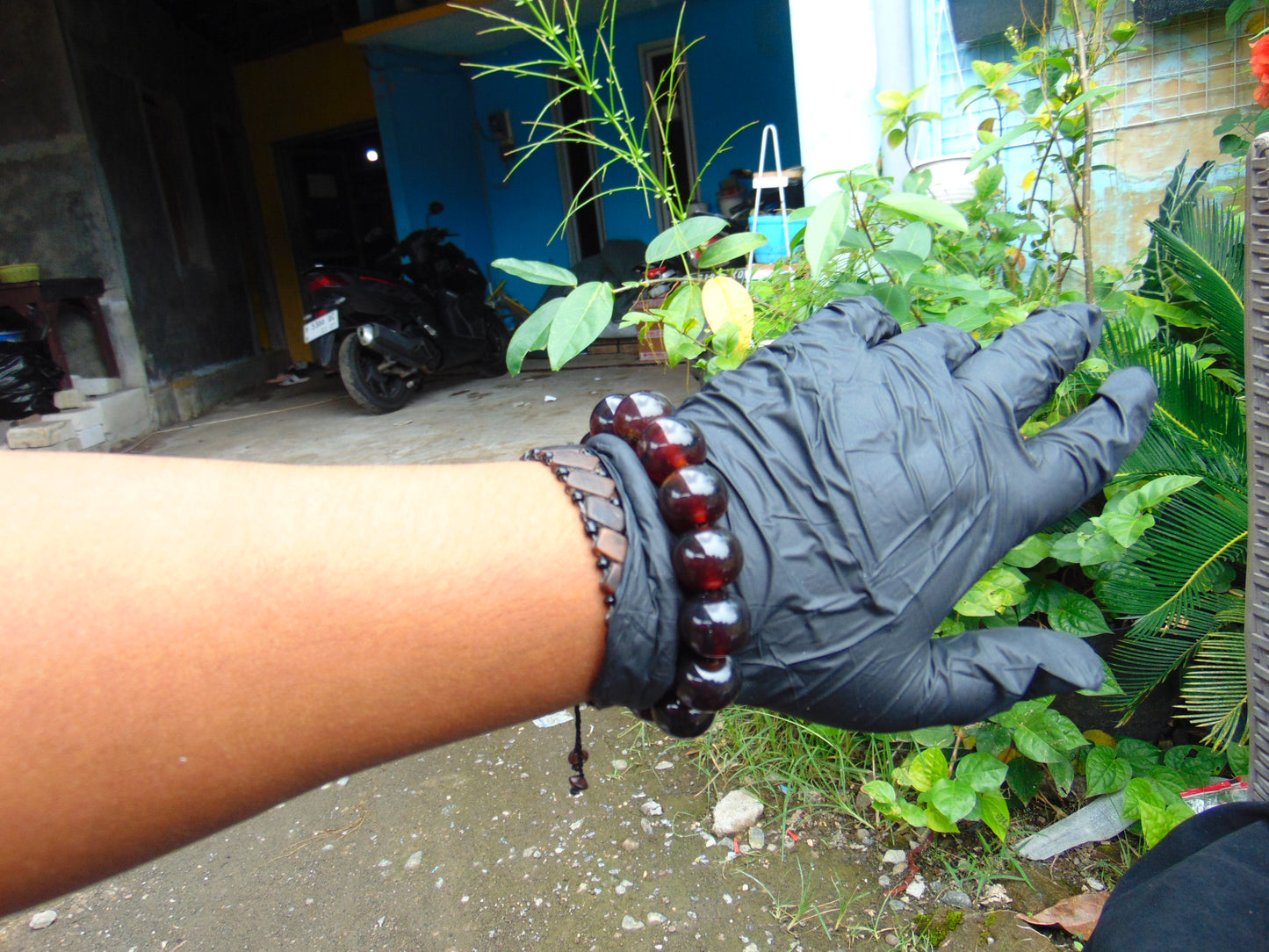 34 gram 14 Beads Mala Bracelet Indonesian Bluish Red Amber 16 mm for Healing A14G248