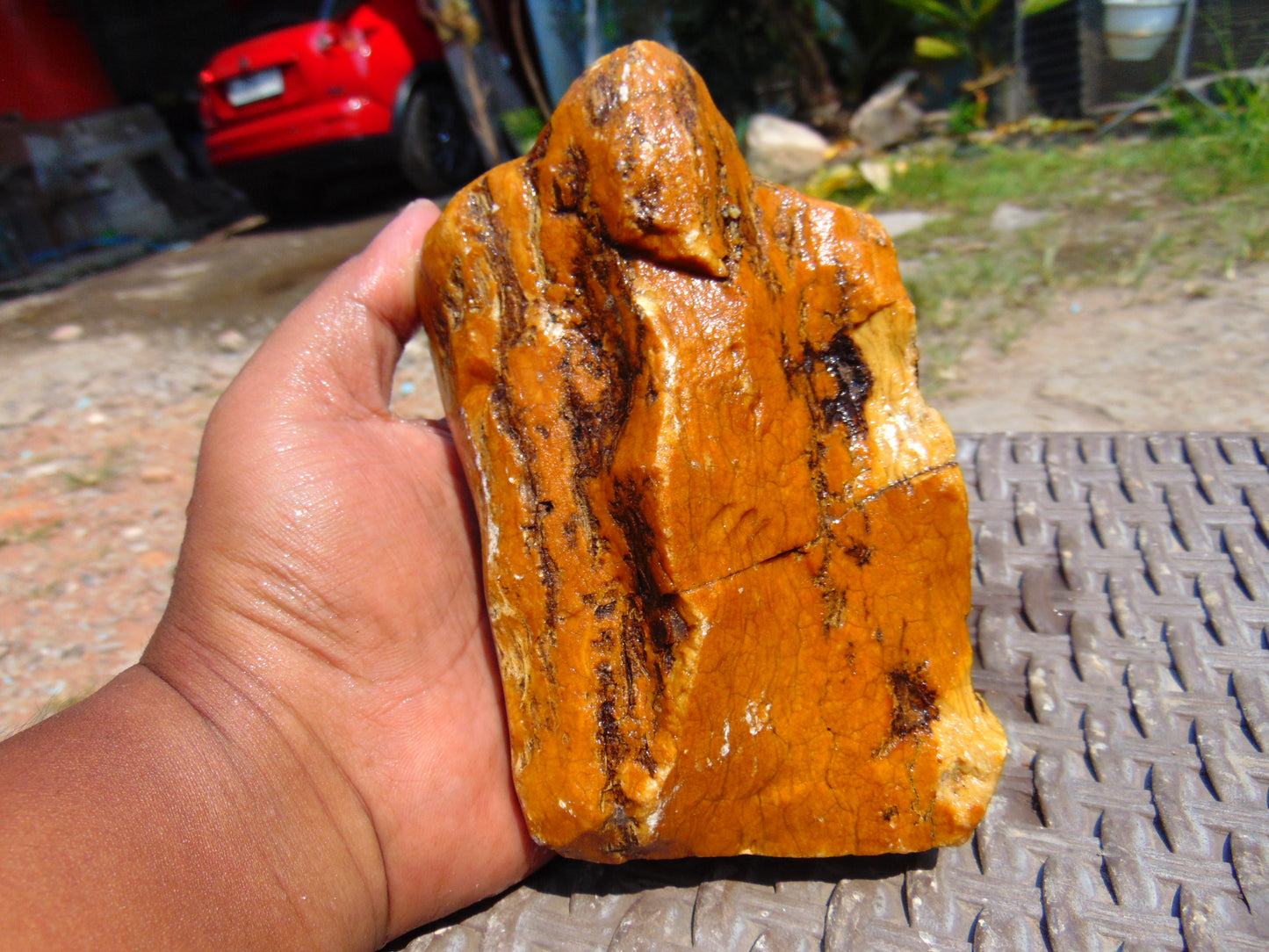 353 gram Polished Indonesia Yellow Aromatic Amber for Healing AY26M151