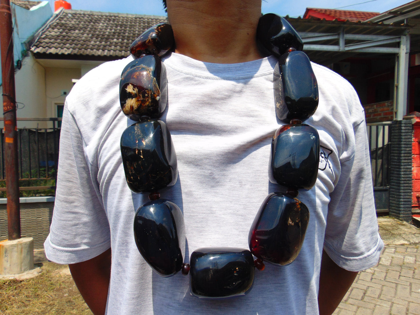936 gr Big beads Necklace Indonesian Black blue Amber for Healing NEC257