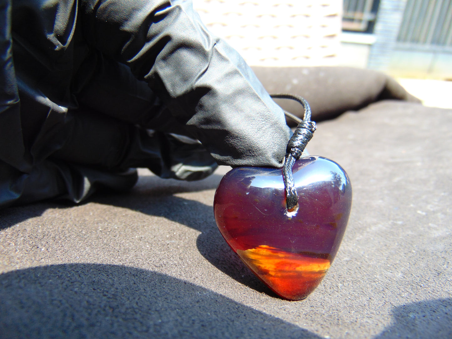 10 gr Heart Pendant Indonesian Blue Amber for Healing 25A344