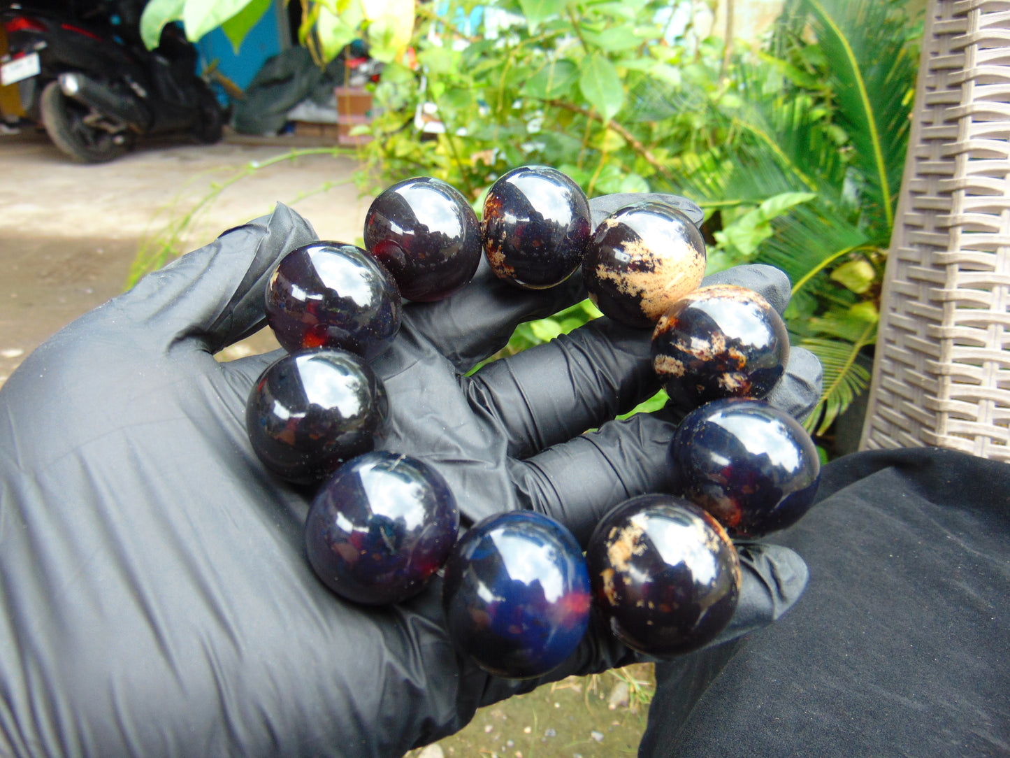 91 gram 10 Beads Mala Bracelet Indonesian Dark Blue Amber 25 mm for Healing A10G238