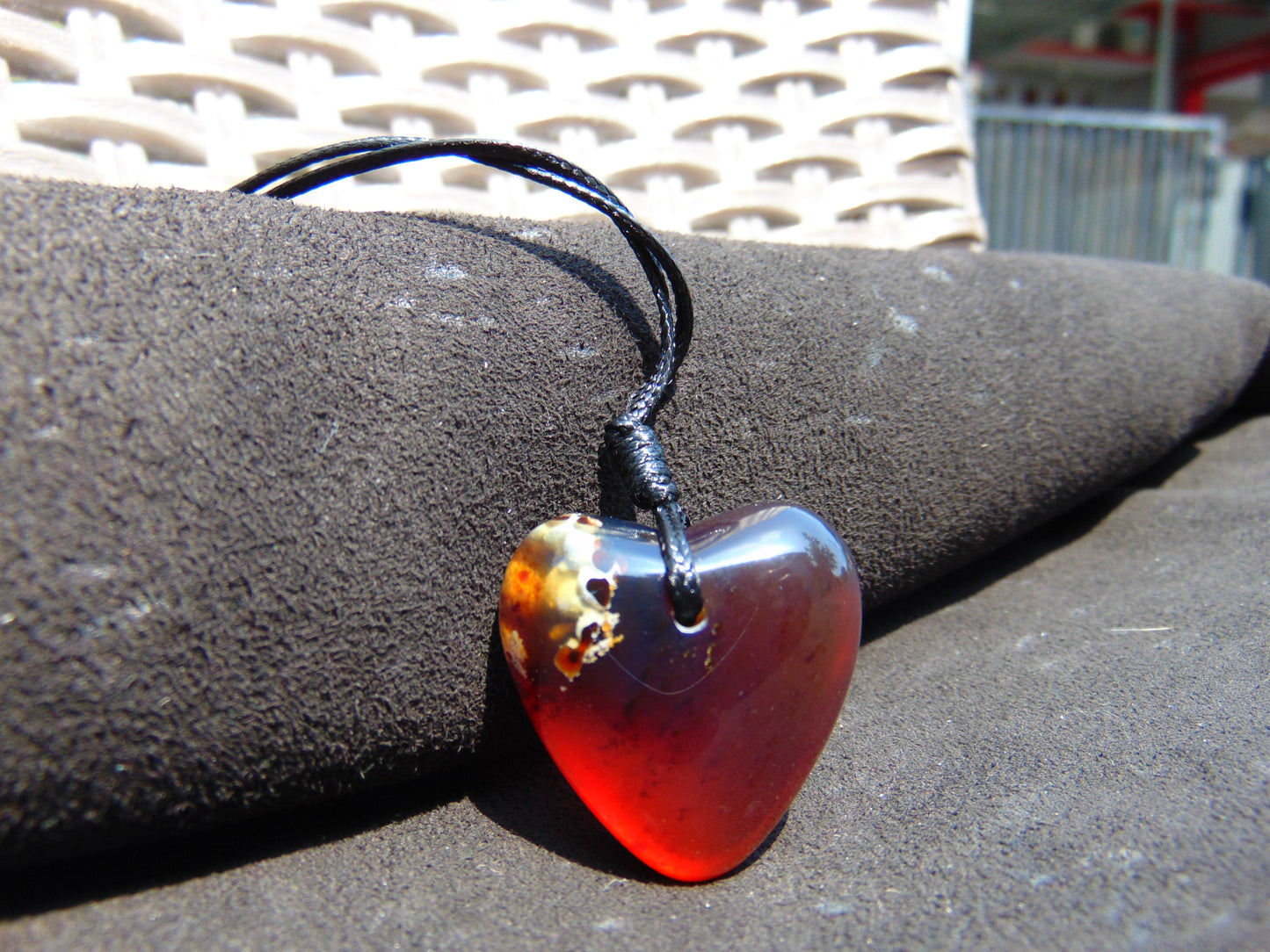 7 gr Heart Pendant Indonesian Blue Amber for Healing 25A347