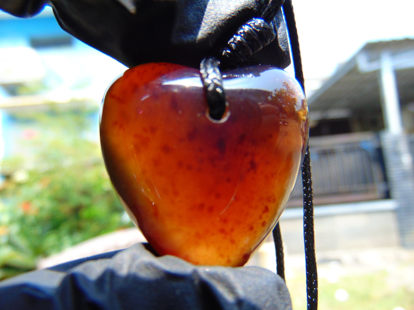 7 gr Heart Pendant Indonesian Blue Amber for Healing 25A347