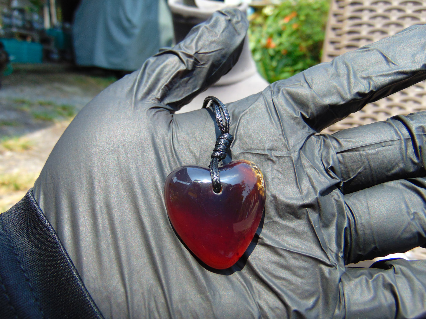 7 gr Heart Pendant Indonesian Blue Amber for Healing 25A347