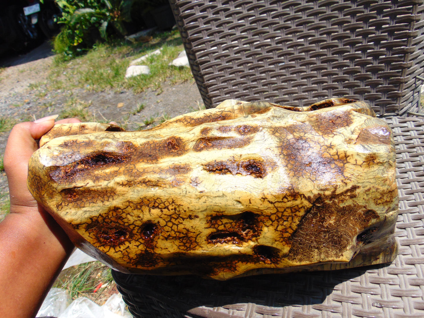4606 gram Polished Indonesia Yellow Fragrance Amber for Healing K830