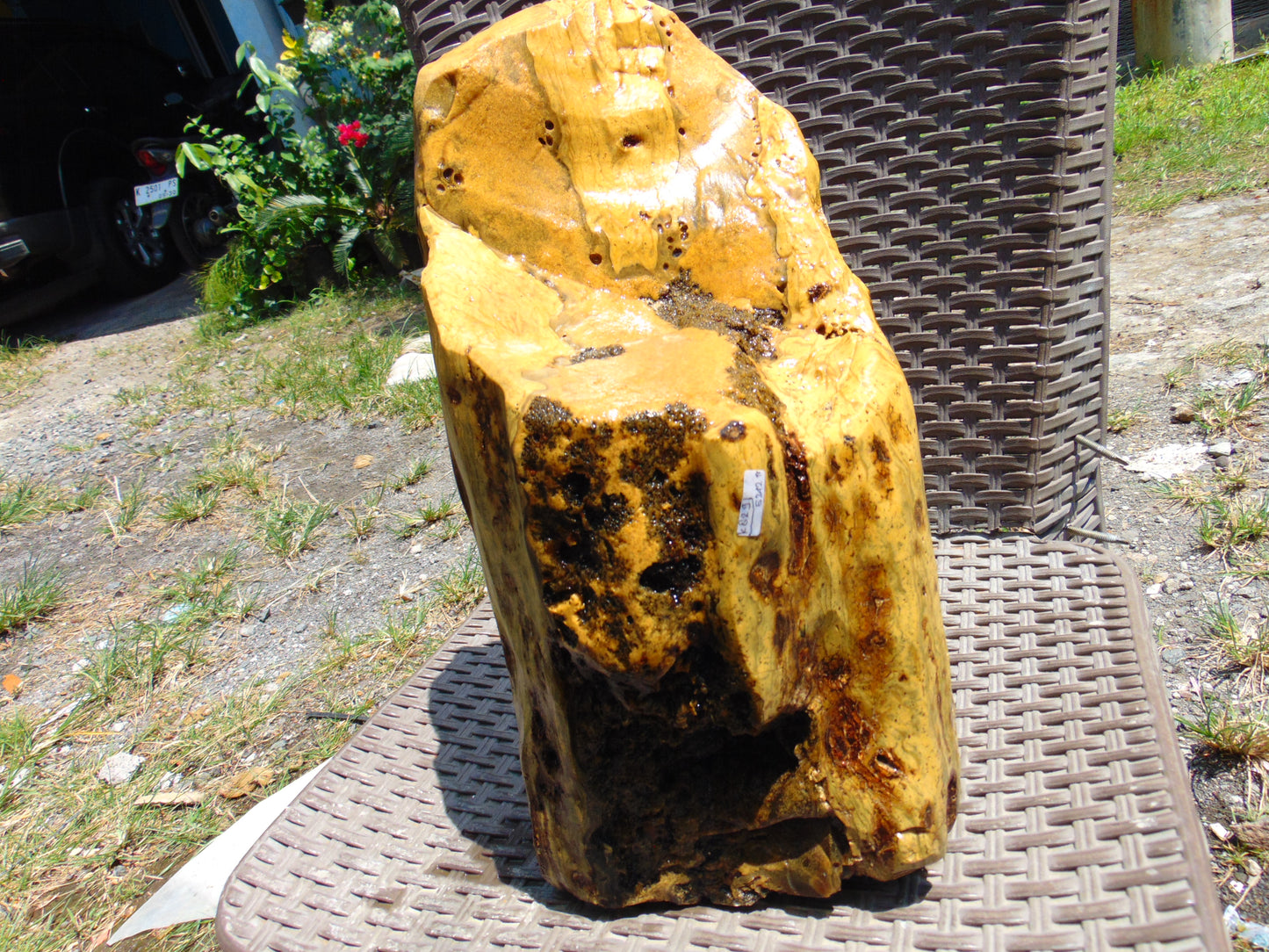 5242 gram Polished Indonesia Yellow Fragrance Amber for Healing K829