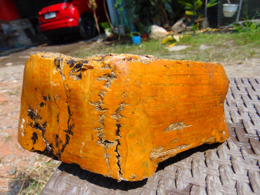 1376 gram Polished Indonesia Yellow Aromatic Amber for Healing AY26M113