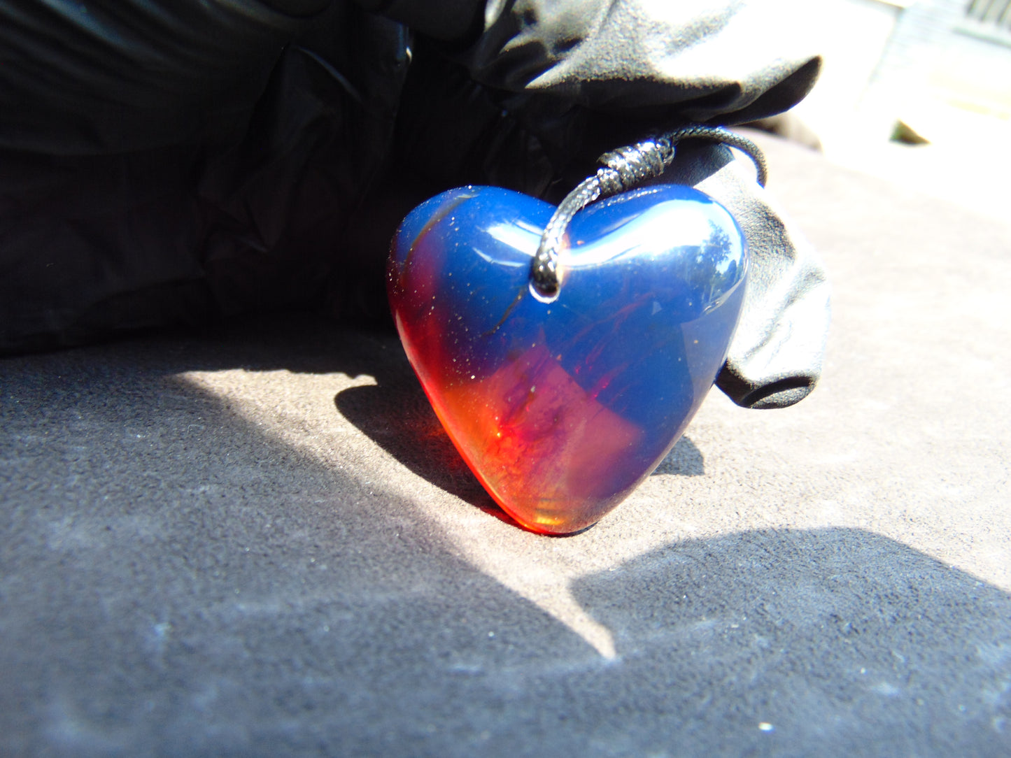 15 gr Heart Pendant Indonesian Blue Amber for Healing 25A357