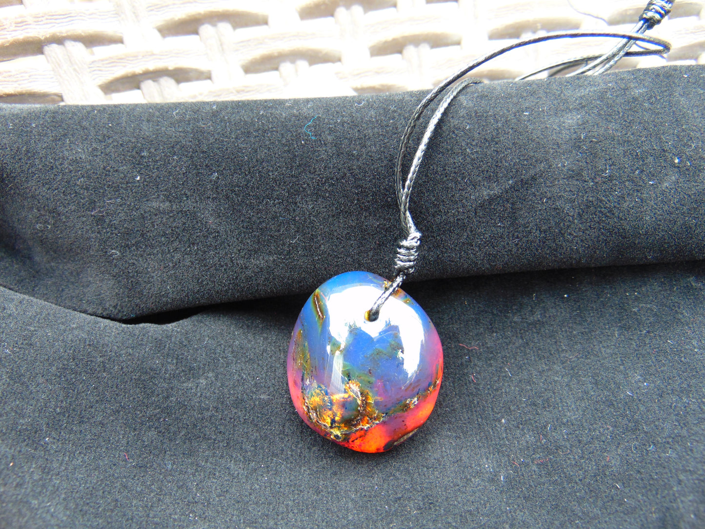 11 gr Pendant Indonesian Blue Amber for Healing 25Y329