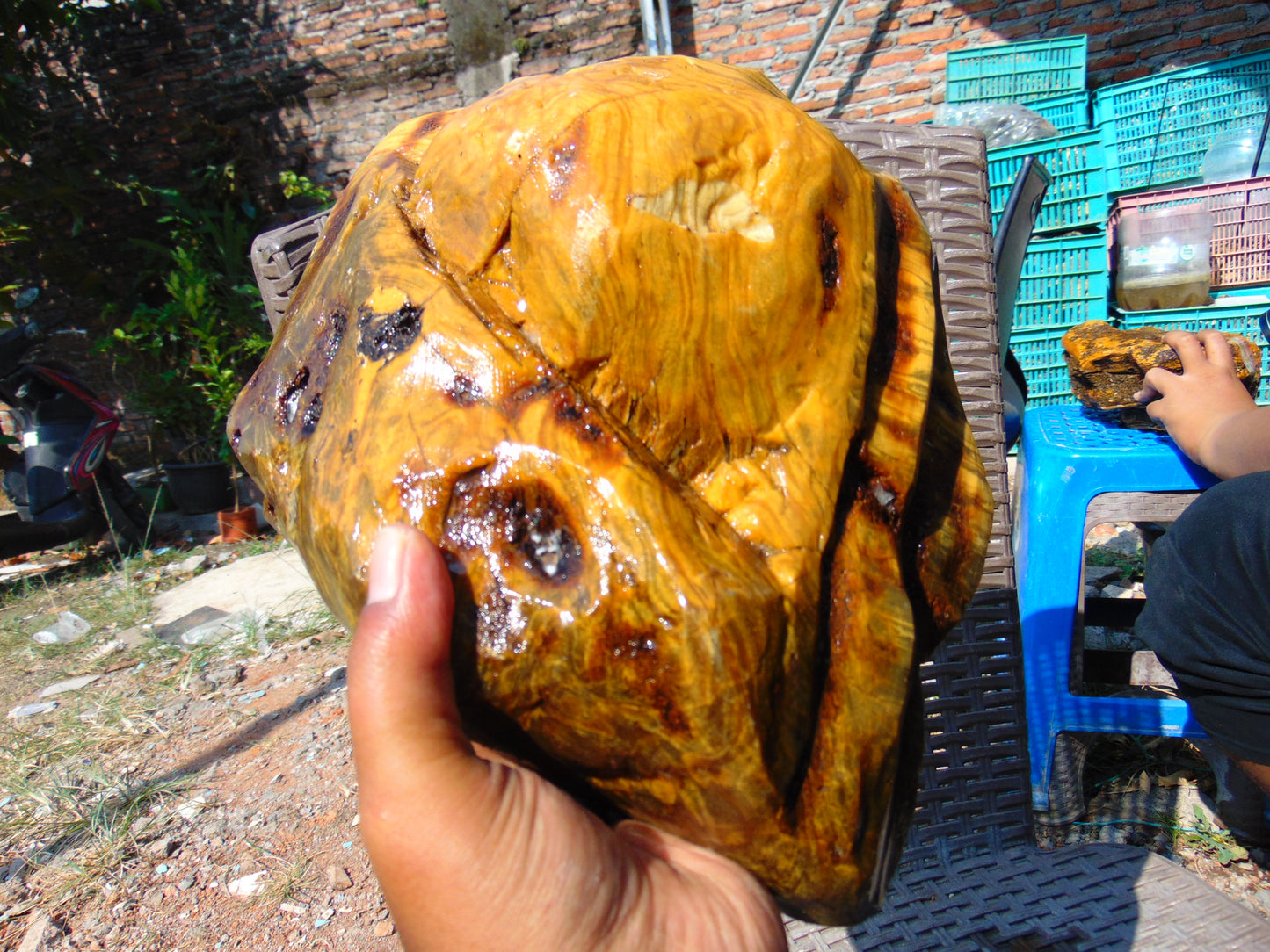 2985 gram Polished Indonesia Yellow Aromatic Zebra Amber for Healing AY26M165