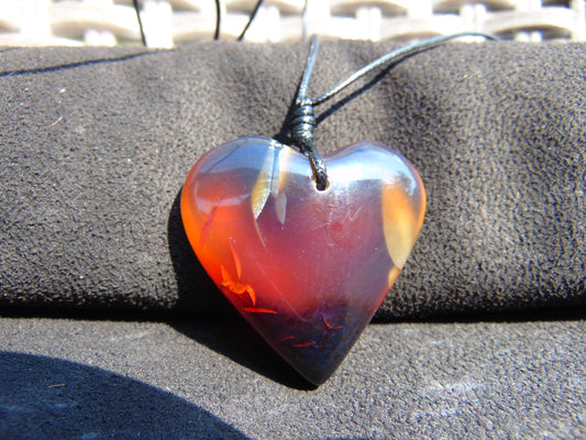 14 gram 40x38x13 mm  Pendant Indonesian Amber for Healing 25N68