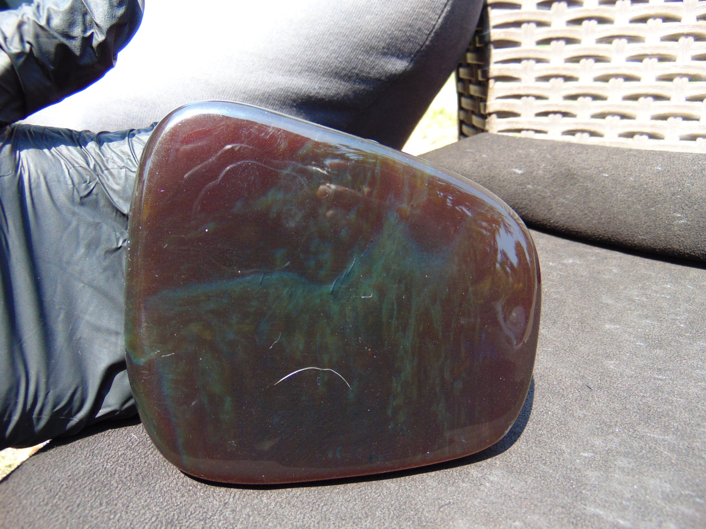 149 gram Slab polished Indonesian Cherry Red Amber for Healing ML79