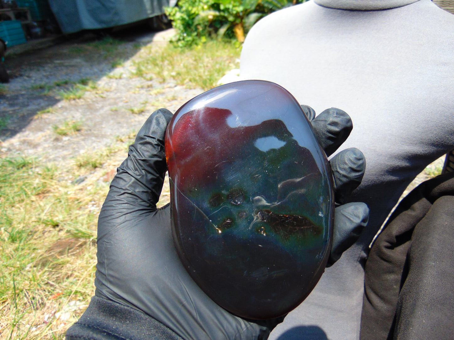 110 gram Slab polished Indonesian Purple Red Amber for Healing ML81