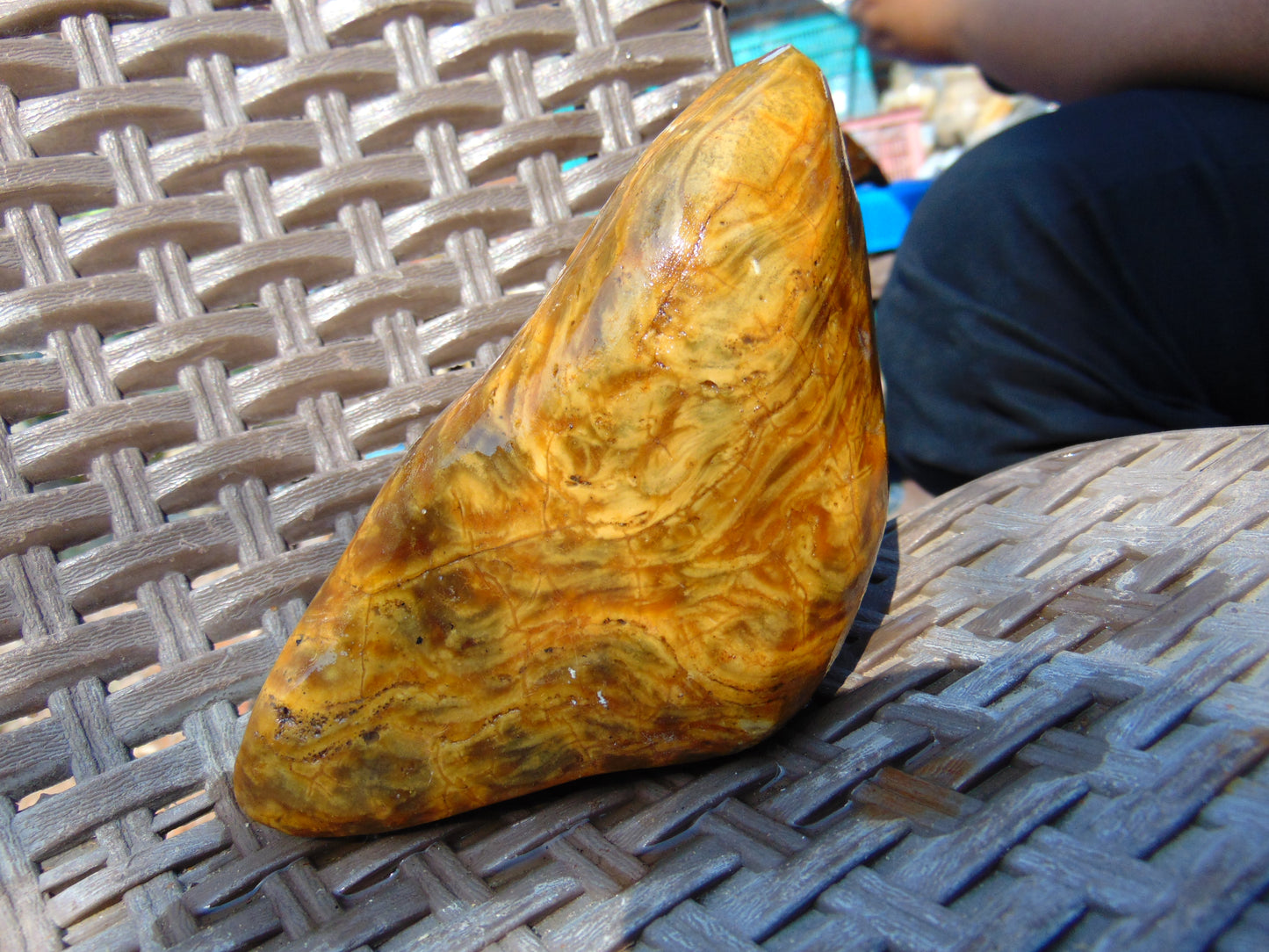 232 gram Polished Indonesia Yellow Aromatic Amber for Healing AY26M115