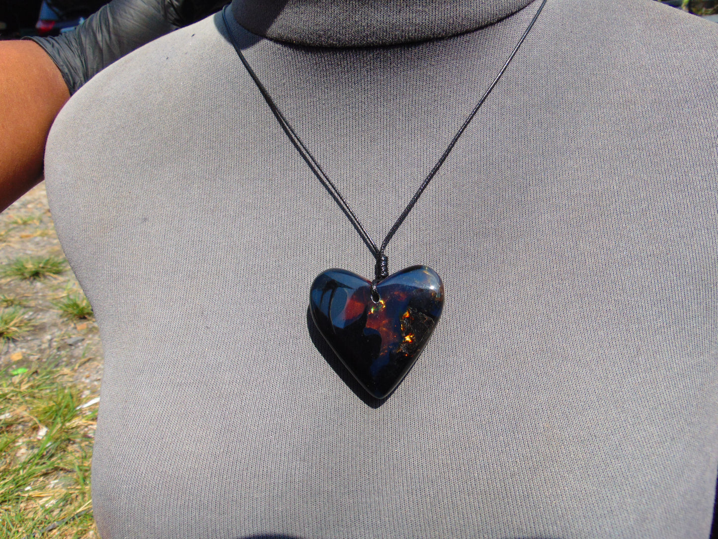 15 gr 37X44X12 mm  Pendant Indonesian  Blue Amber for Healing PCY724