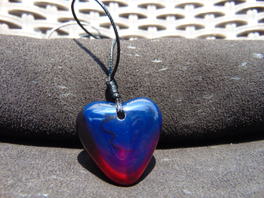 9 gr Heart Pendant Indonesian Blue Amber for Healing 25A345