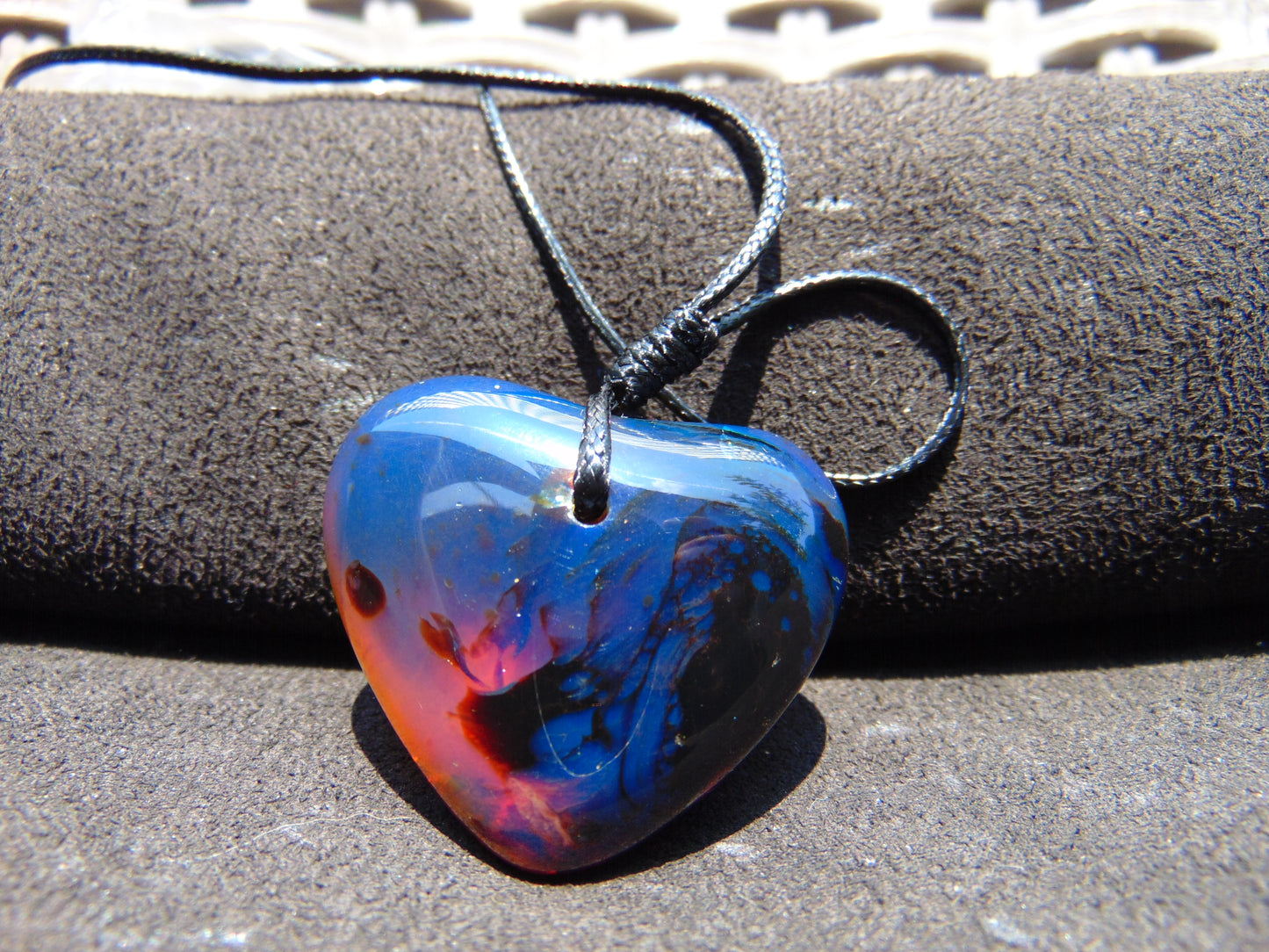 11 gr Heart Pendant Indonesian Blue Amber for Healing 25A354