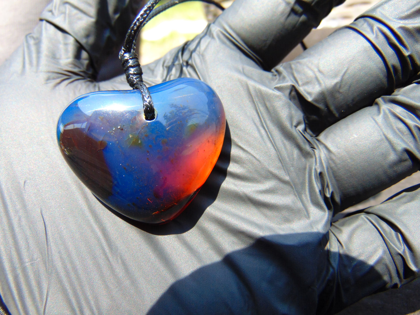 11 gr Heart Pendant Indonesian Blue Amber for Healing 25A354