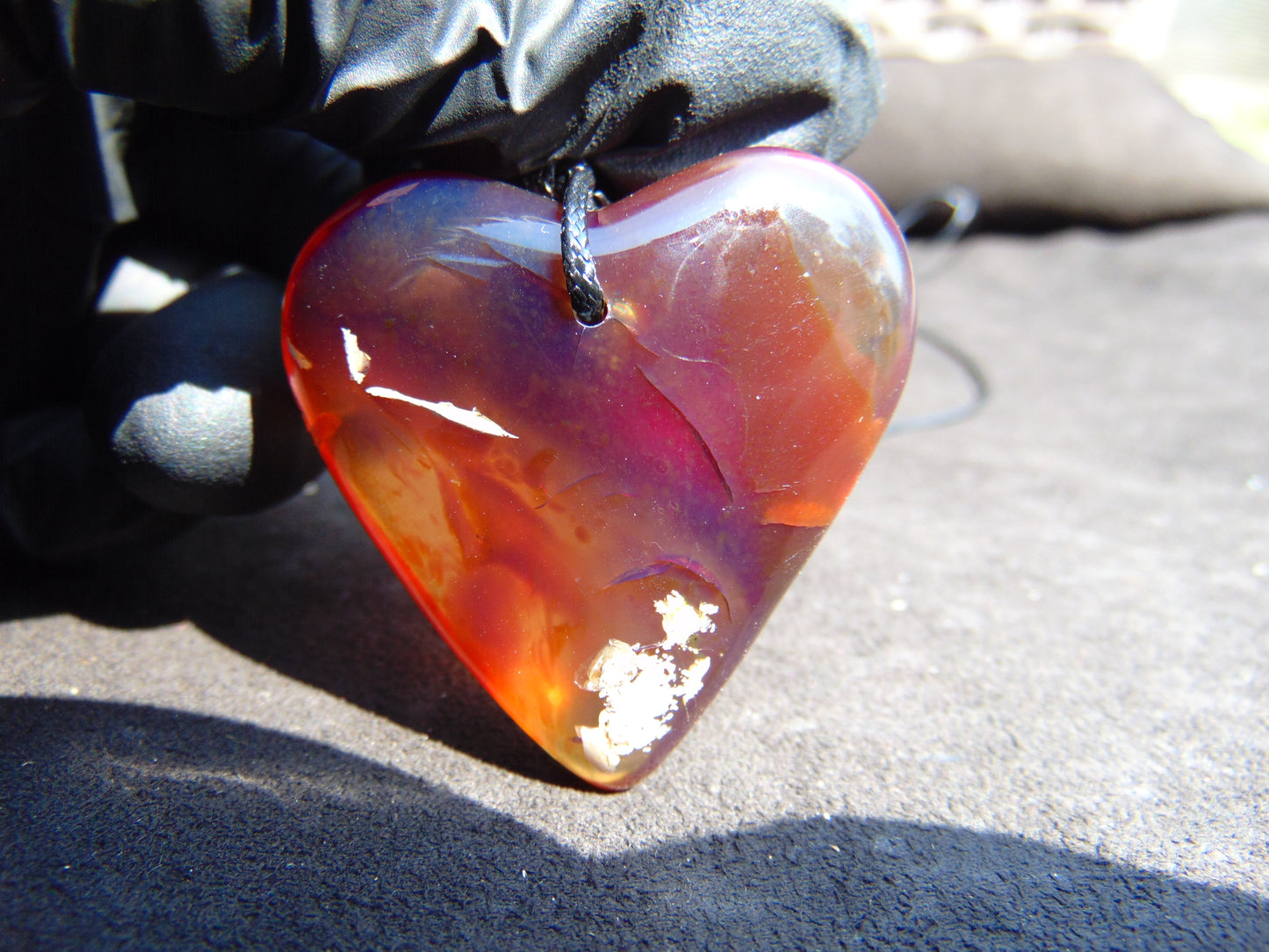 15 gram 43x41x17 mm  Pendant Indonesian Amber for Healing 25N62