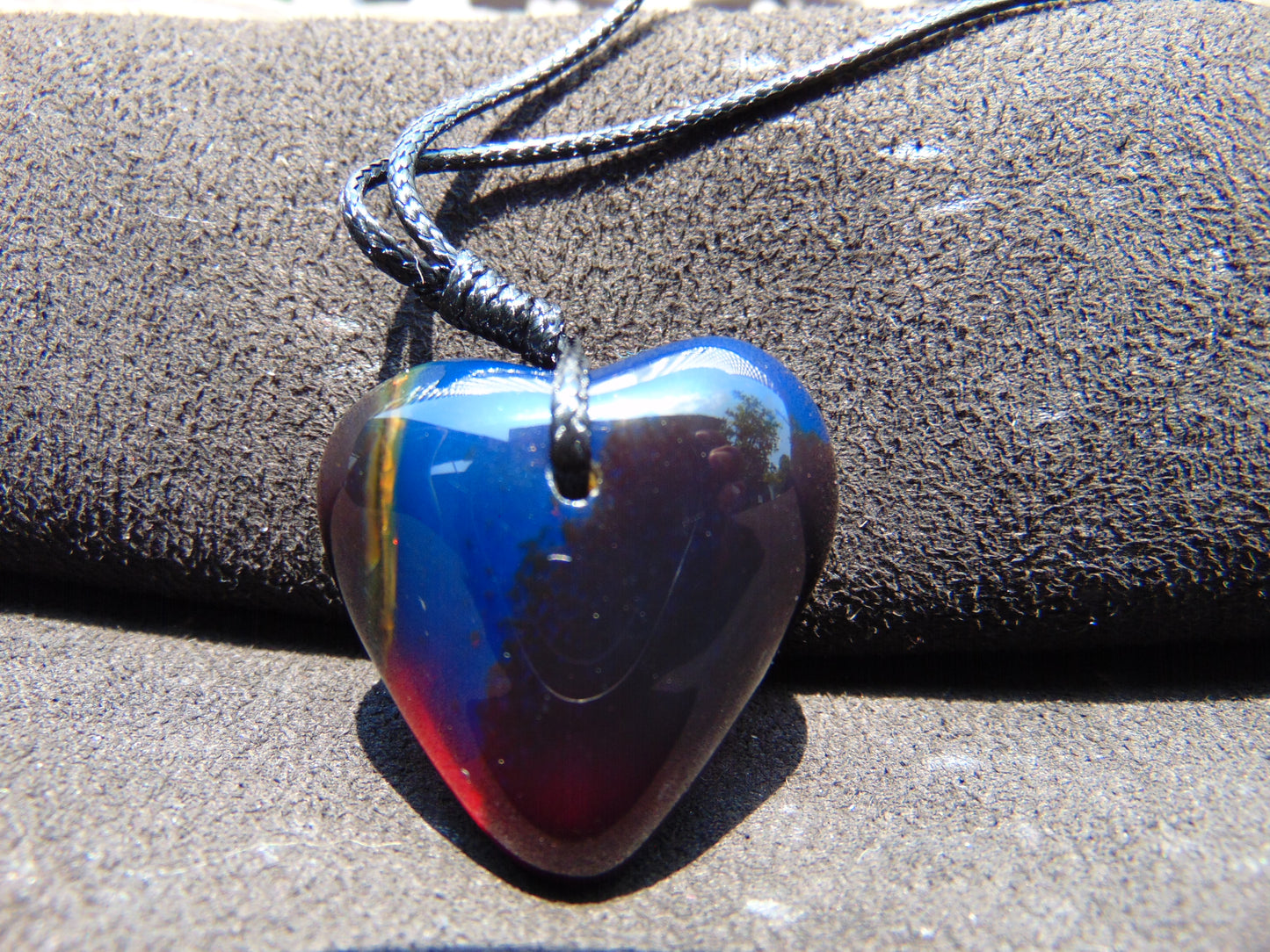 10 gr Heart Pendant Indonesian Blue Amber for Healing 25A346