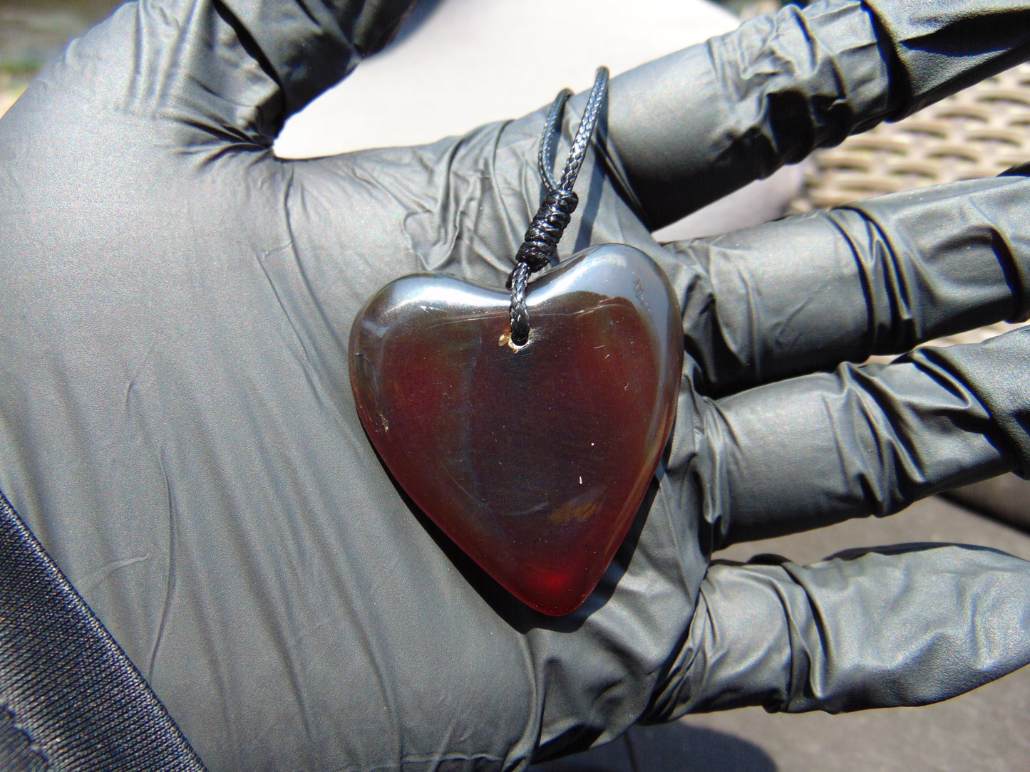 10 gr Heart Pendant Indonesian Amber for Healing 25A265