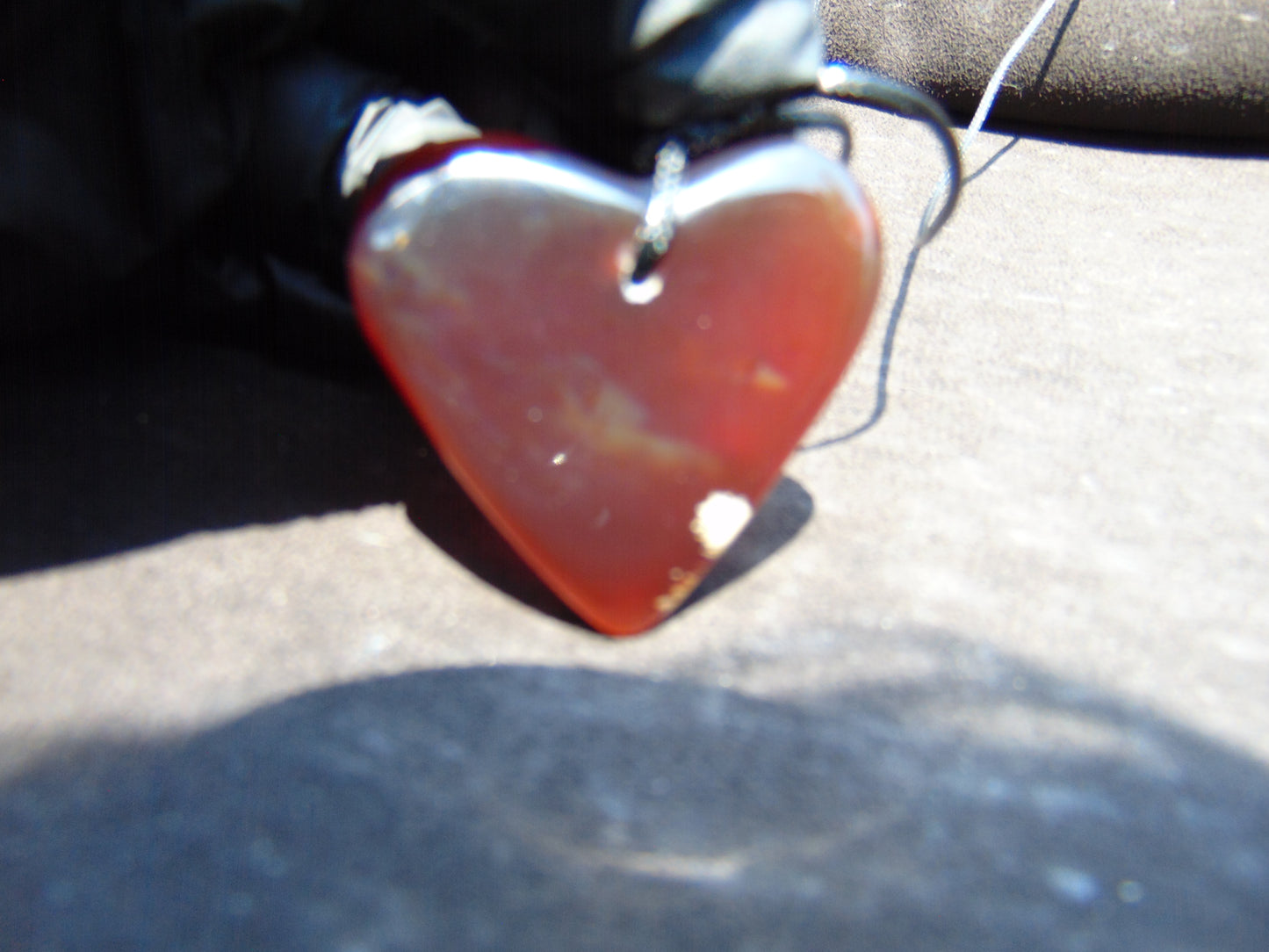 9 gr Heart Pendant Indonesian Amber for Healing 25A278