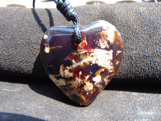 18 gram 43x43x18 mm  Pendant Indonesian Amber for Healing 25Y28
