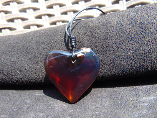 10 gram 38x38x14 mm  Pendant Indonesian Amber for Healing 25Y34