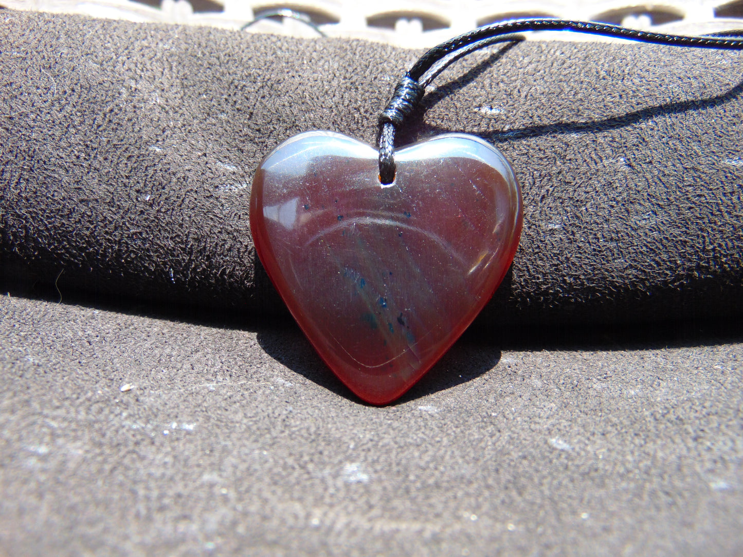 12 gr Heart Pendant Indonesian Inclusion Amber for Healing 25A249