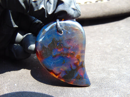25 gr 62X40X16 mm Pendant Indonesian Sky Blue Amber for Healing
