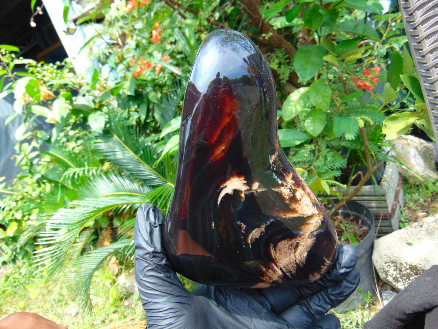 386 gram Full polished Indonesian Dark Green Amber for Healing ML82