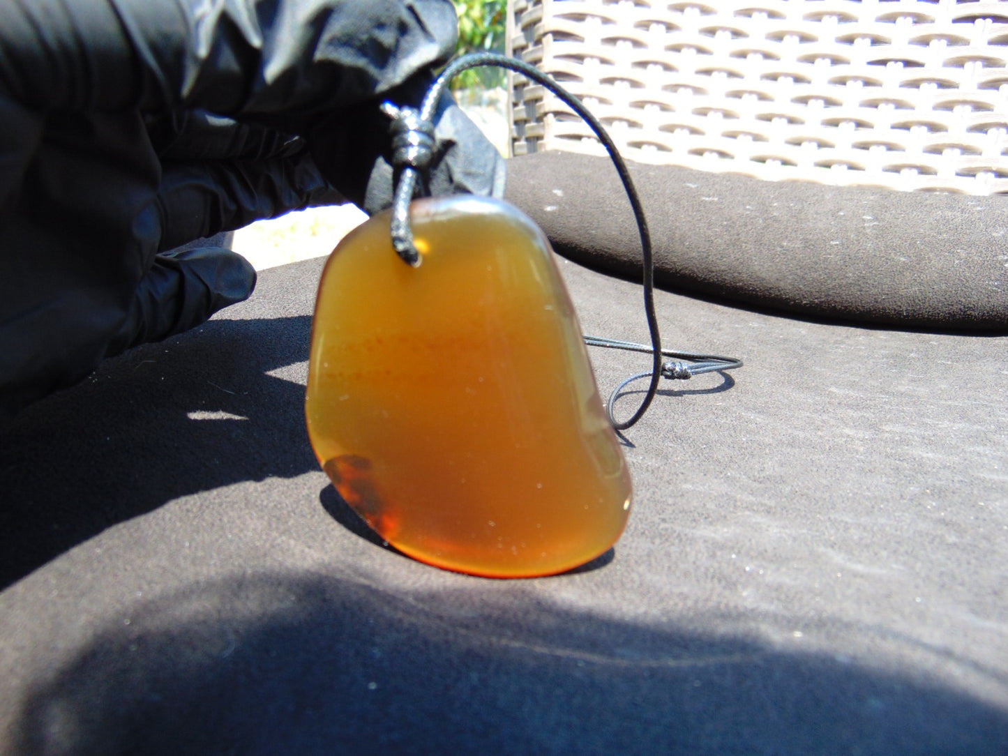 25 gr Pendant Indonesian Yellow Honey Amber for Healing PE2