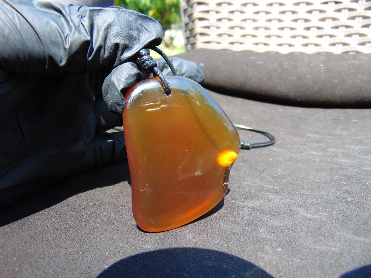 25 gr Pendant Indonesian Yellow Honey Amber for Healing PE2