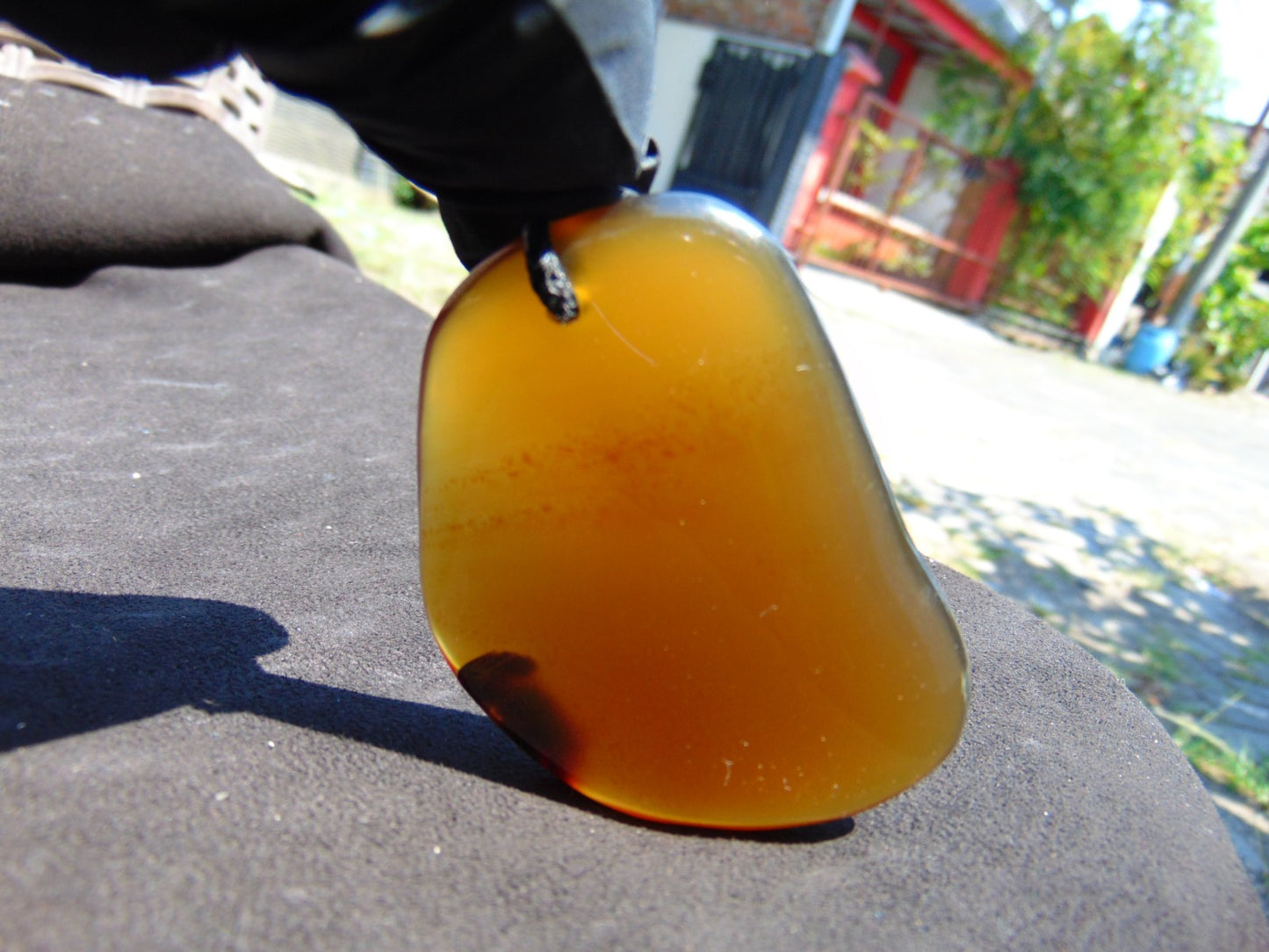25 gr Pendant Indonesian Yellow Honey Amber for Healing PE2